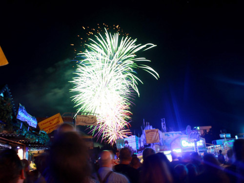 Hofer Volksfest 2016 Tag 2 Samstag EröffnungsFeuerwerk – Foto 21