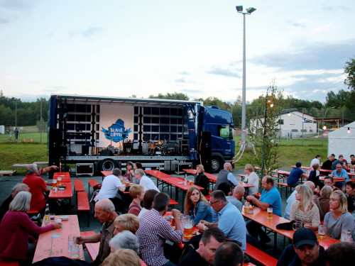 Wiesla Sportfest Sportfest Livemusik Blaue Zipfel – Foto 5