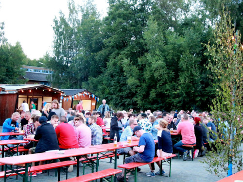 Wiesla Sportfest Sportfest Livemusik Blaue Zipfel – Foto 11