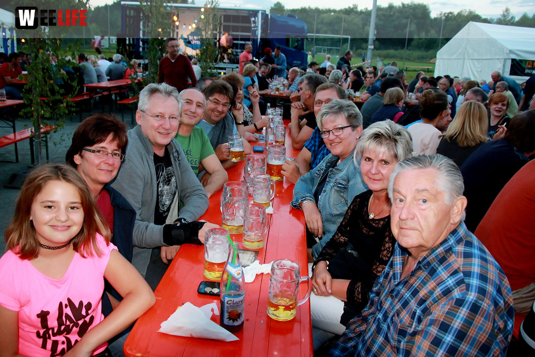 Wiesla Sportfest Sportfest Livemusik Blaue Zipfel