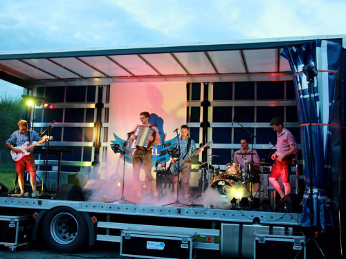Wiesla Sportfest Sportfest Livemusik Blaue Zipfel – Foto 17