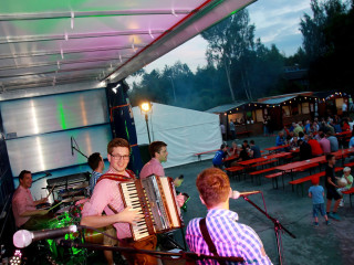 Foto 176994 im Album