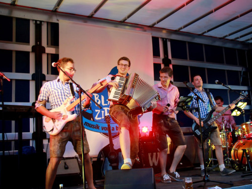 Wiesla Sportfest Sportfest Livemusik Blaue Zipfel – Foto 35