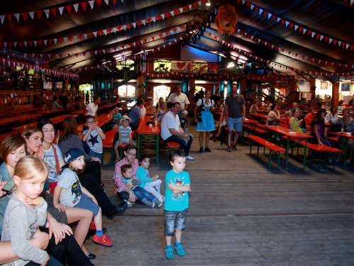 Hofer Volksfest 2016 Tag 3 Sonntag Kinderkonzert Tim Wilhelm – Foto 8