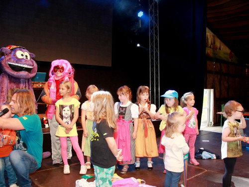 Hofer Volksfest 2016 Tag 3 Sonntag Kinderkonzert Tim Wilhelm – Foto 13