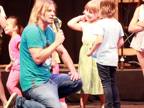 Hofer Volksfest 2016 Tag 3 Sonntag Kinderkonzert Tim Wilhelm – Foto 37