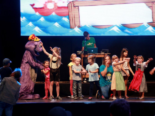 Hofer Volksfest 2016 Tag 3 Sonntag Kinderkonzert Tim Wilhelm – Foto 45