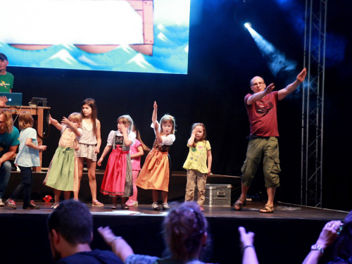 Hofer Volksfest 2016 Tag 3 Sonntag Kinderkonzert Tim Wilhelm – Foto 52
