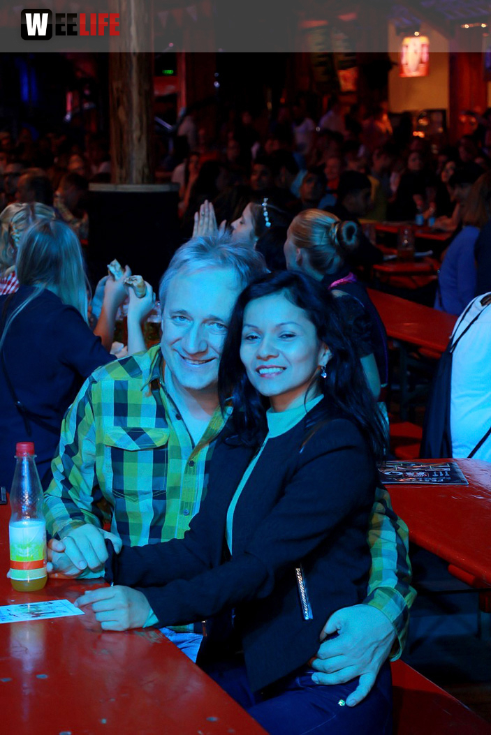 Hofer Volksfest 2016 Tag 3 Sonntag Abends Münchner Zwietracht Festplatz