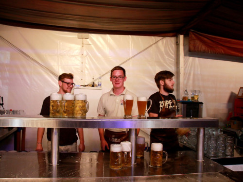 Hofer Volksfest 2016 Tag 3 Sonntag Abends Münchner Zwietracht Festplatz – Foto 35