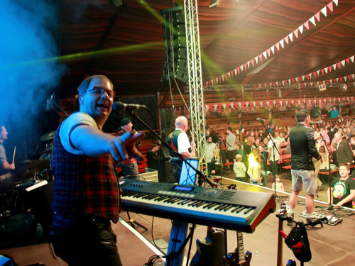 Hofer Volksfest 2016 Tag 3 Sonntag Abends Münchner Zwietracht Festplatz – Foto 45