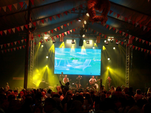 Hofer Volksfest 2016 Tag 3 Sonntag Abends Münchner Zwietracht Festplatz – Foto 55