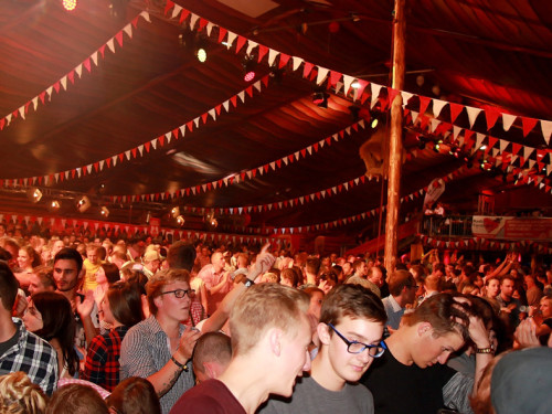 Hofer Volksfest 2016 Tag der Sparkasse Isartaler Hexen – Foto 13