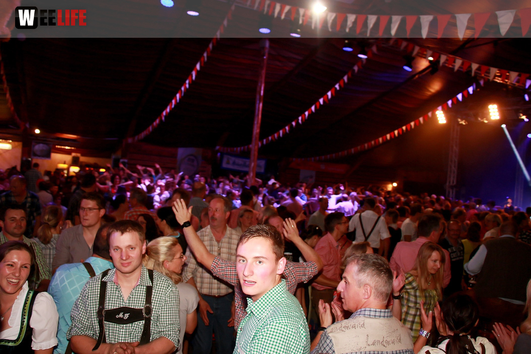 Hofer Volksfest 2016 Tag der Sparkasse Isartaler Hexen