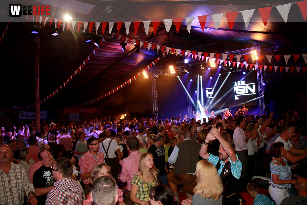 Hofer Volksfest 2016 Tag der Sparkasse Isartaler Hexen
