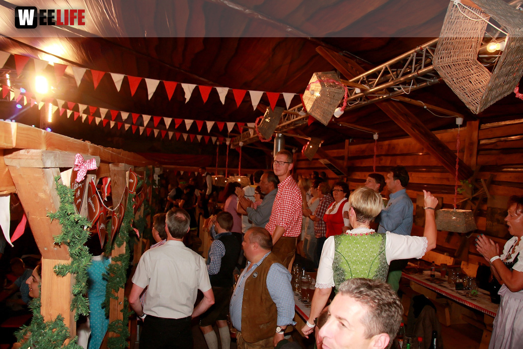Hofer Volksfest 2016 Tag der Sparkasse Isartaler Hexen