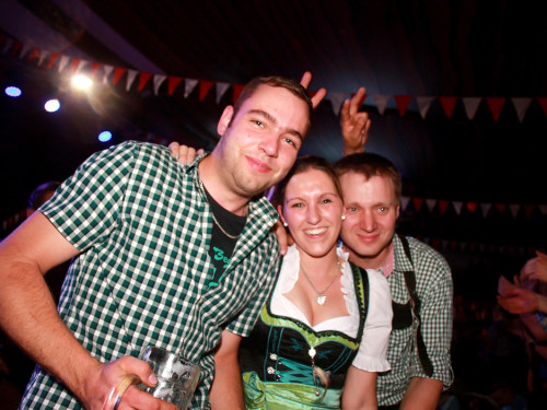 Hofer Volksfest 2016 Tag der Sparkasse Isartaler Hexen – Foto 24