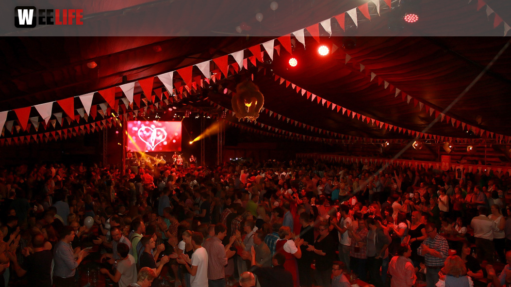 Hofer Volksfest 2016 Tag der Sparkasse Isartaler Hexen