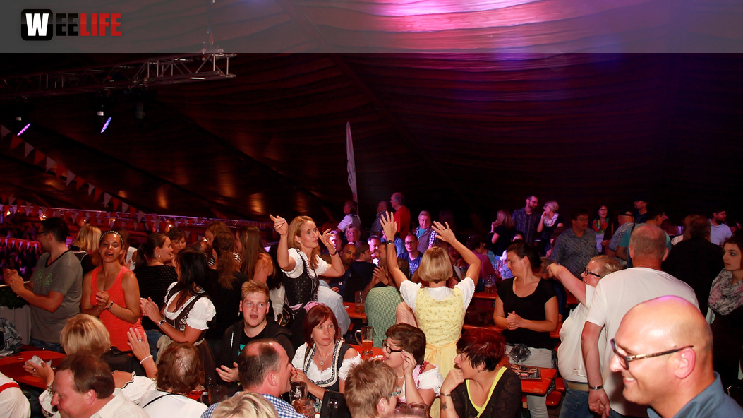 Hofer Volksfest 2016 Tag der Sparkasse Isartaler Hexen