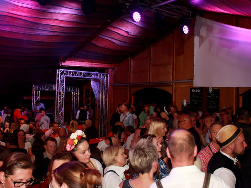 Hofer Volksfest 2016 Tag der Sparkasse Isartaler Hexen – Foto 31