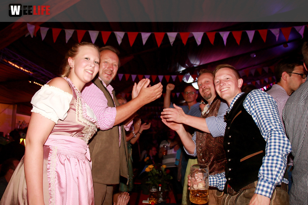 Hofer Volksfest 2016 Tag der Sparkasse Isartaler Hexen