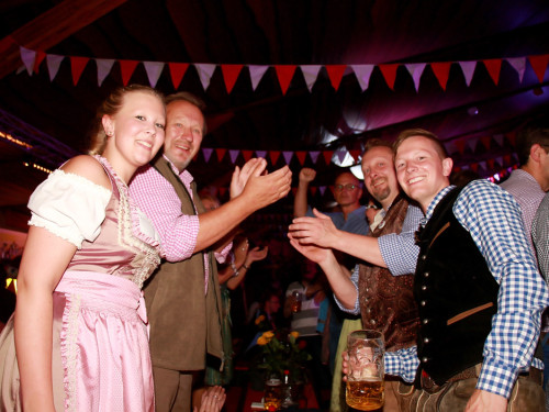 Hofer Volksfest 2016 Tag der Sparkasse Isartaler Hexen – Foto 33