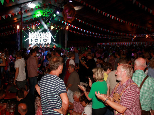 Hofer Volksfest 2016 Tag der Sparkasse Isartaler Hexen – Foto 34
