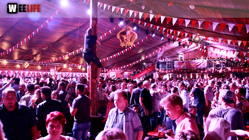 Hofer Volksfest 2016 Tag der Sparkasse Isartaler Hexen