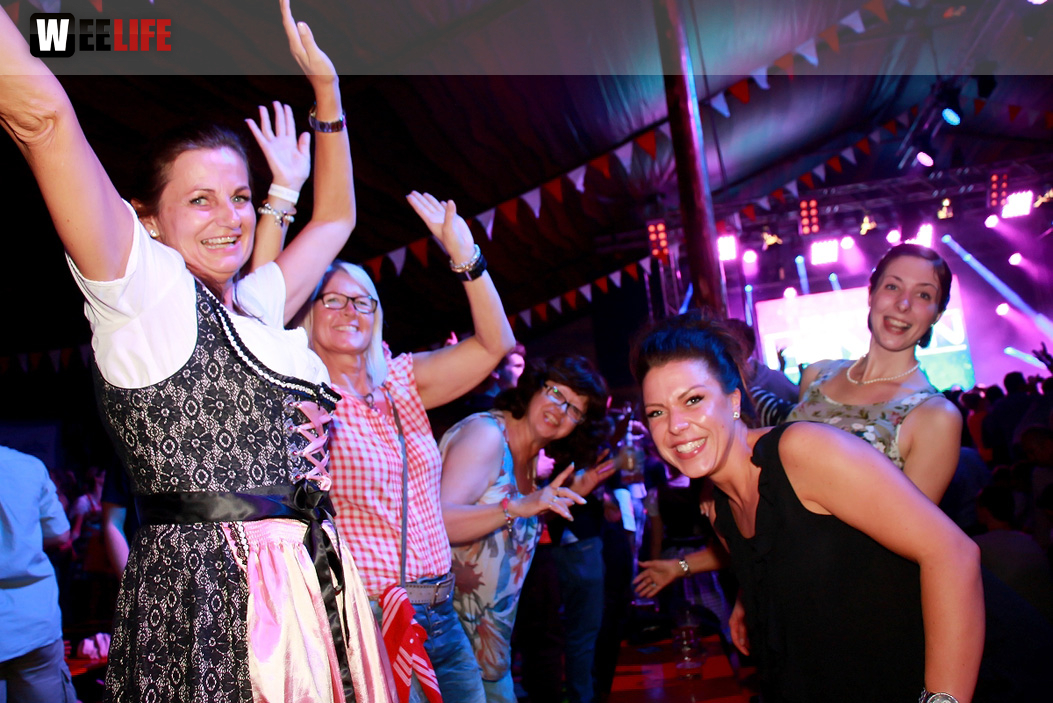 Hofer Volksfest 2016 Tag der Sparkasse Isartaler Hexen