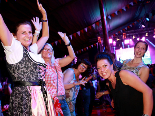 Hofer Volksfest 2016 Tag der Sparkasse Isartaler Hexen – Foto 132