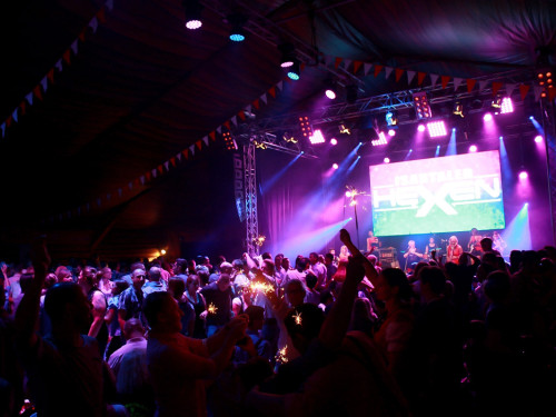 Hofer Volksfest 2016 Tag der Sparkasse Isartaler Hexen – Foto 134