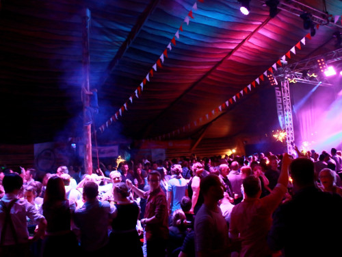 Hofer Volksfest 2016 Tag der Sparkasse Isartaler Hexen – Foto 135