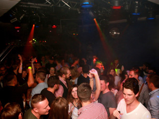 Foto 179105 im Album