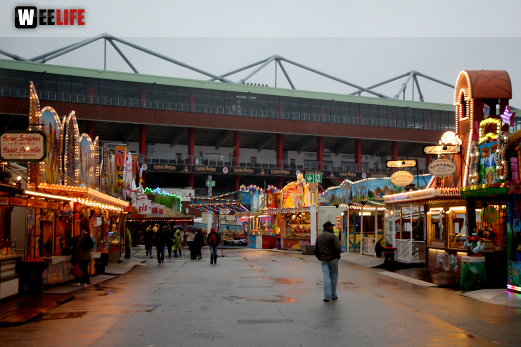 Hamburger Dom Abends 11.8.2016