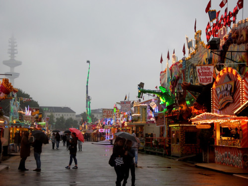 Hamburger Dom Abends 11.8.2016 – Foto 14