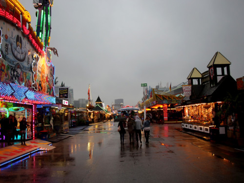 Hamburger Dom Abends 11.8.2016 – Foto 25