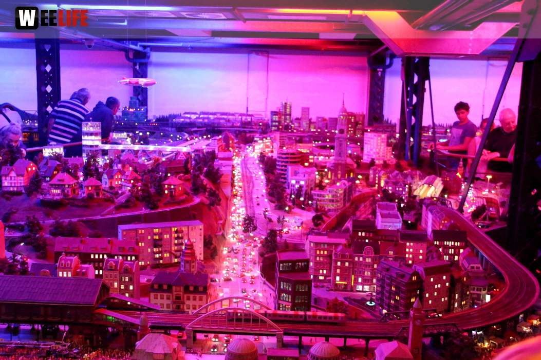 Minautur Wunderland Hamburg Nachts