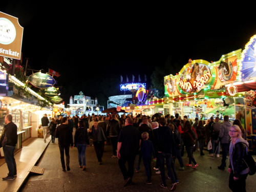 Hamburger Dom Abends 12.8.2016 – Foto 55