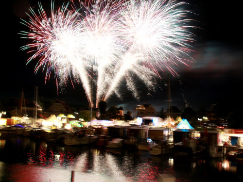 Hafenfest Niendorf Feuerwerk 14.8.16 – Foto 17