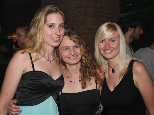 "MASHUP COMPOSITION – HOUSE meets BLACK" – Foto 42