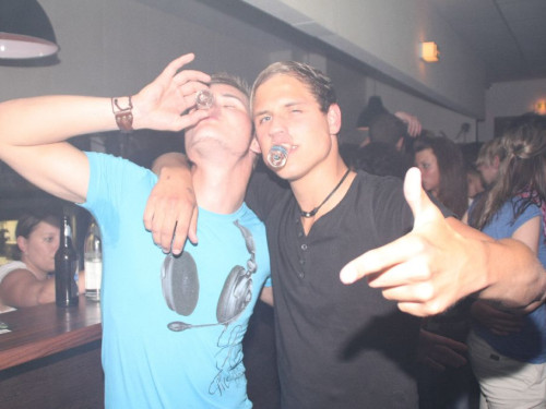 100 Friends | Funky Vibes – Foto 14