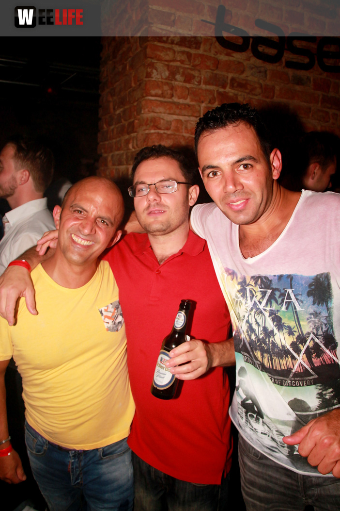 Black Base mit DJs Kingsize, MX