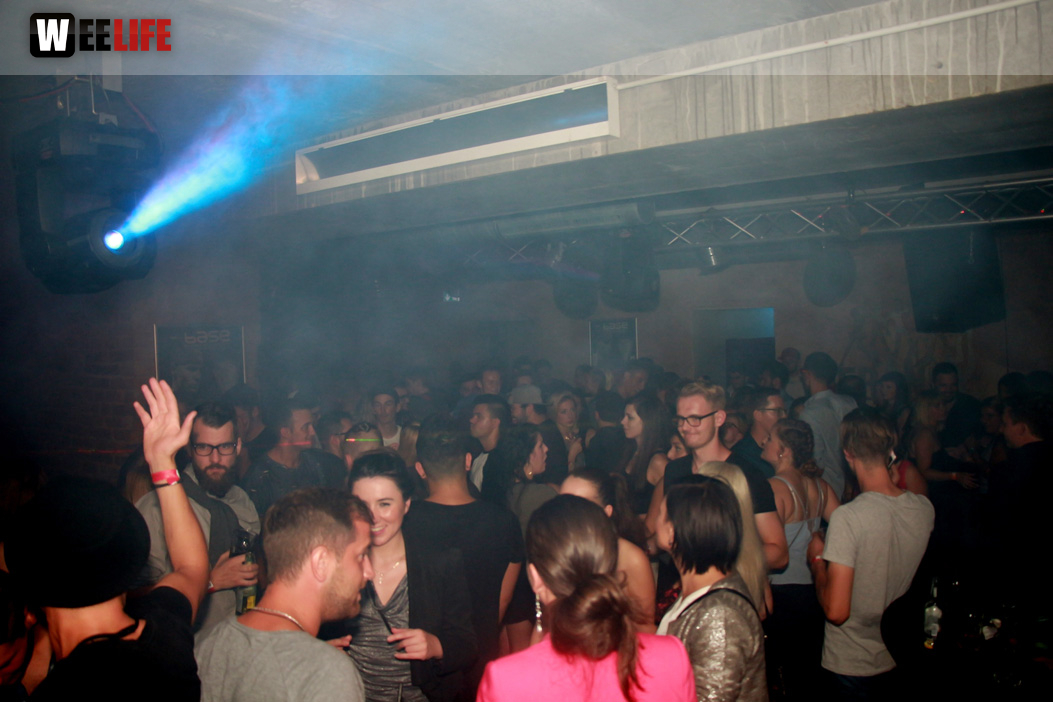 Black Base mit DJs Kingsize, MX