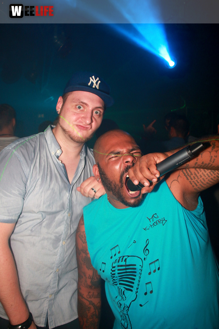 Black Base mit DJs Kingsize, MX