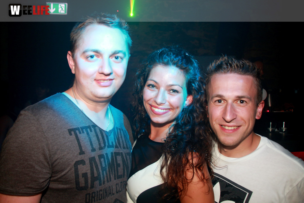 Black Base mit DJs Kingsize, MX
