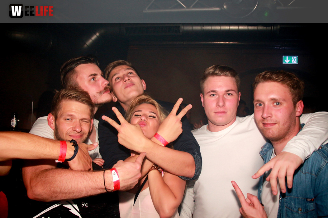 Black Base mit DJs Kingsize, MX
