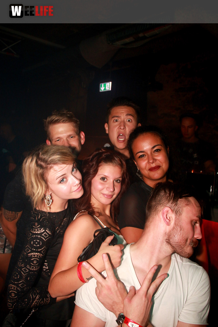 Black Base mit DJs Kingsize, MX