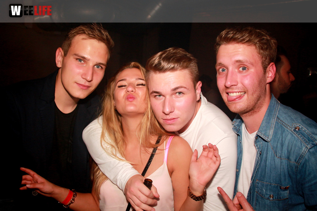 Black Base mit DJs Kingsize, MX