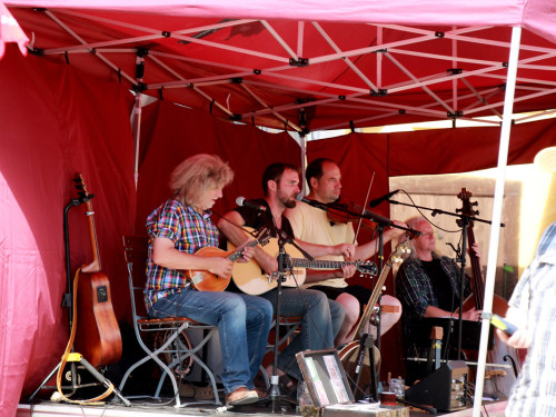 Sommerfest Folkclub Isaar mit Seldom Sober Company,Baharya, Sonia – Foto 33