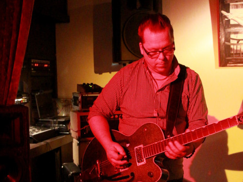 Benefizkonzert Nifty Plymouth & the shoegaze – Foto 3